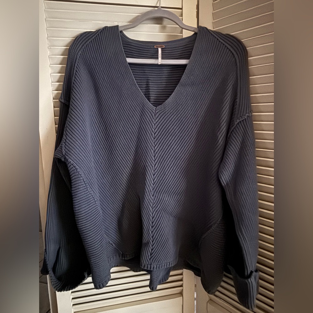 Free People La Brea V-Neck Sweater